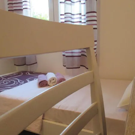 Near Center,beach,bus +free Parking Lejlighed