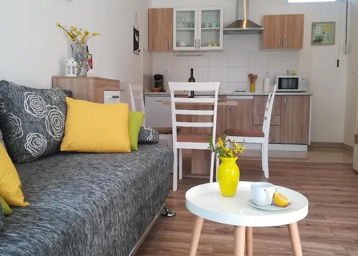 Near Center,beach,bus +free Parking Zadar