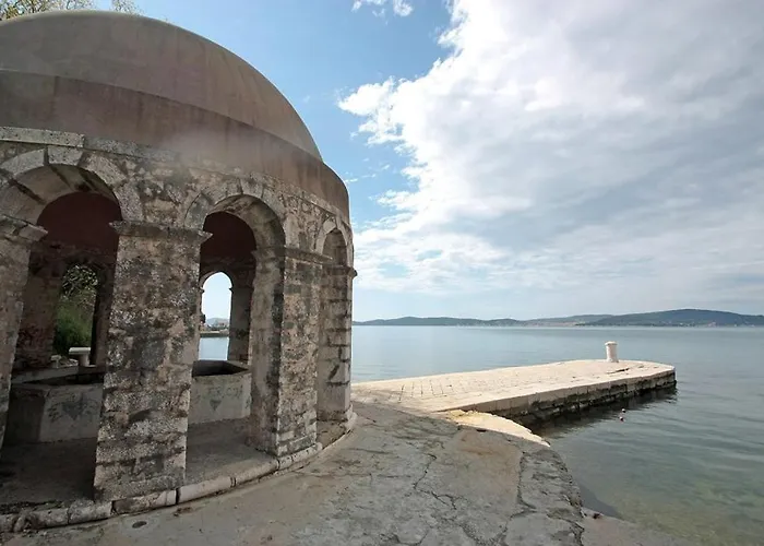 Near Center,beach,bus +free Parking