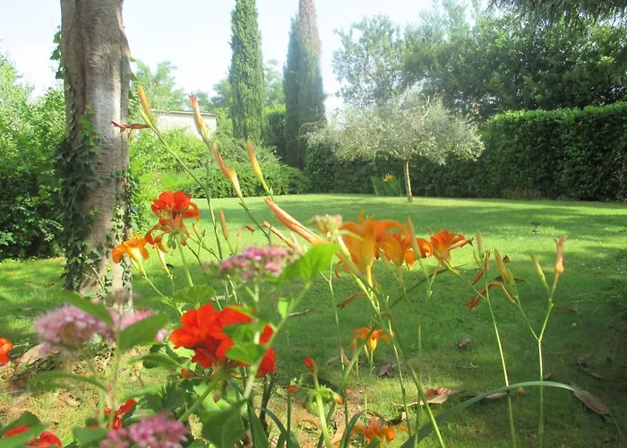 Near Center,beach,bus +free Parking アパート